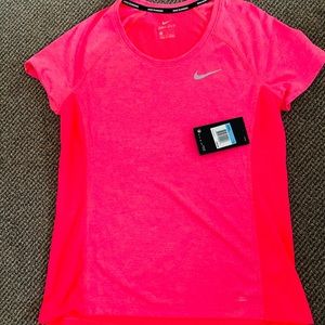 🆕Active wear size medium